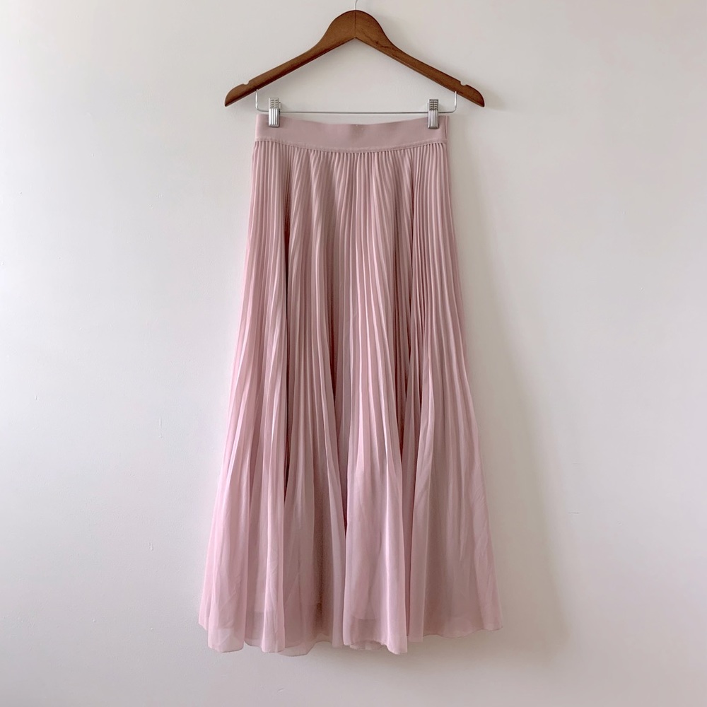 Aritzia Wilfred Twirl Midi Skirt